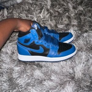 USED Jordan 1 Marina Blue (Size 3.5Y)